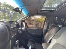 https://riyasewana.com/uploads/nissan-navara-137550117516.jpg