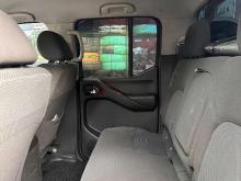 https://riyasewana.com/uploads/nissan-navara-141803436365.jpg