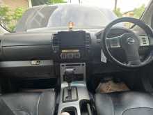 https://riyasewana.com/uploads/nissan-navara-2006-2218402713002.jpg