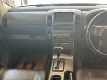 https://riyasewana.com/uploads/nissan-navara-2007-3022081612122.jpg