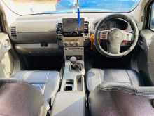 https://riyasewana.com/uploads/nissan-navara-27172813735.jpg