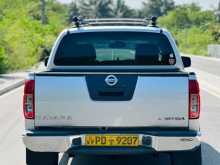 https://riyasewana.com/uploads/nissan-navara-9124813982.jpg