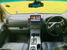 https://riyasewana.com/uploads/nissan-navara-aventura-141834024173.jpg