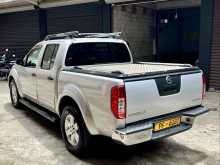 https://riyasewana.com/uploads/nissan-navara-aventura-1720450522672.jpg