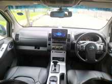 https://riyasewana.com/uploads/nissan-navara-aventura-2006-2617085912084.jpg