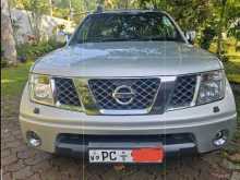 Nissan Navara D40 UK 2007 Pickup