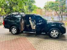 https://riyasewana.com/uploads/nissan-navara-d40-2010-2910015612153.jpg