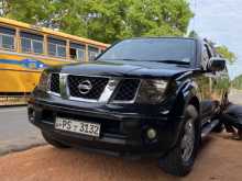 Nissan Navara Frontier 2010 Pickup