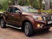 Nissan Navara NP-300 4WD 2016 Pickup