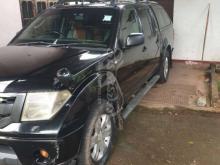 https://riyasewana.com/uploads/nissan-navara-uk-20132429469227.jpg
