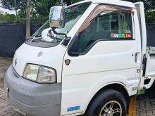 Nissan Nissan 2001 Lorry