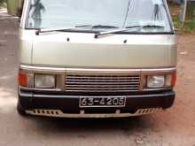 Nissan Caravan 1996 Van