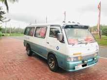 Nissan Nisan Carawan 1996 Van