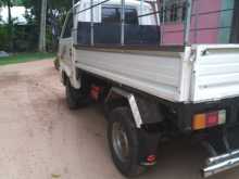https://riyasewana.com/uploads/nissan-nisan-venat-1996-1820111712253.jpg
