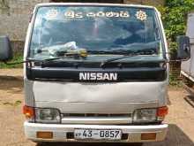 Nissan Nissan 1990 Lorry