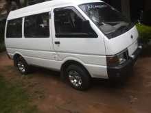 Nissan Nissan 1990 Van