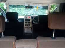 https://riyasewana.com/uploads/nissan-nissan-2006-42023124273.jpg