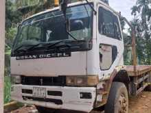 Nissan Nissan 1990 Lorry