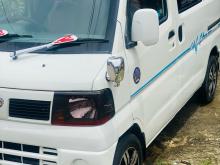 Nissan Nissan 2007 Van
