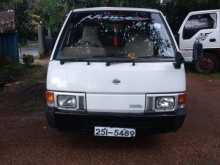 Nissan Nissan 1993 Van