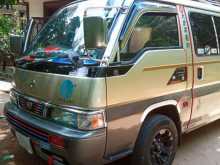 Nissan Caravan 1997 Van