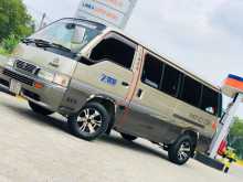 Nissan Nissan Caravan 1995 Van