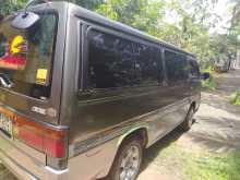 Nissan Caravan 1993 Van