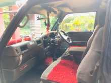 https://riyasewana.com/uploads/nissan-nissan-caravan-1994-621311412534.jpg