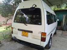 Nissan CARAVAN E24 1997 Van