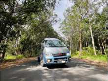 Nissan Caravan E25 2004 Van