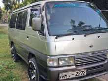 Nissan Caravan 2000 Van