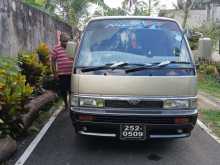 Nissan Caravan 1995 Van