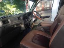 https://riyasewana.com/uploads/nissan-nissan-caravan-722340024682.jpg