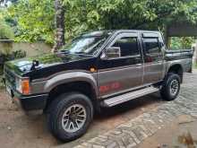 Nissan D21 1985 Pickup