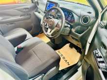 https://riyasewana.com/uploads/nissan-nissan-dayz-2023-2415311812333.jpg