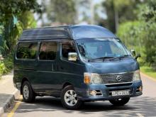 Nissan E25 High Roof 2005 Van