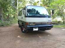 Nissan Homy 1989 Van