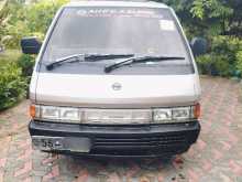 Nissan Largo 1991 Van