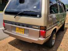 https://riyasewana.com/uploads/nissan-nissan-largo-252229504272.jpg