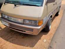 Nissan NISSAN LARGO VAN 1990 Van