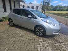 Nissan Leaf AZEO G 2013 Car