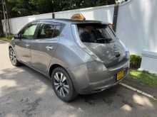 https://riyasewana.com/uploads/nissan-nissan-leaf-2015-2019144312634.jpg