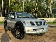 Nissan NAVARA 2010 Pickup