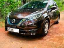 Nissan NOTE E POWER 2017 Car