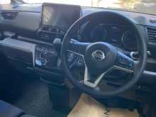https://riyasewana.com/uploads/nissan-nissan-roox-28135447424.jpg