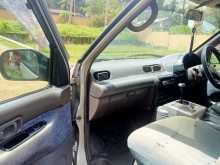 https://riyasewana.com/uploads/nissan-nissan-serena-16112452674.jpg