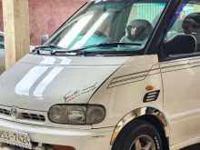 Nissan Serena 1978 Van