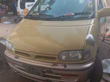 Nissan Serena 1994 Van