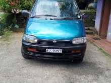 Nissan Serena 1995 Van