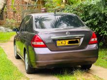 Nissan Tiida 2008 Car